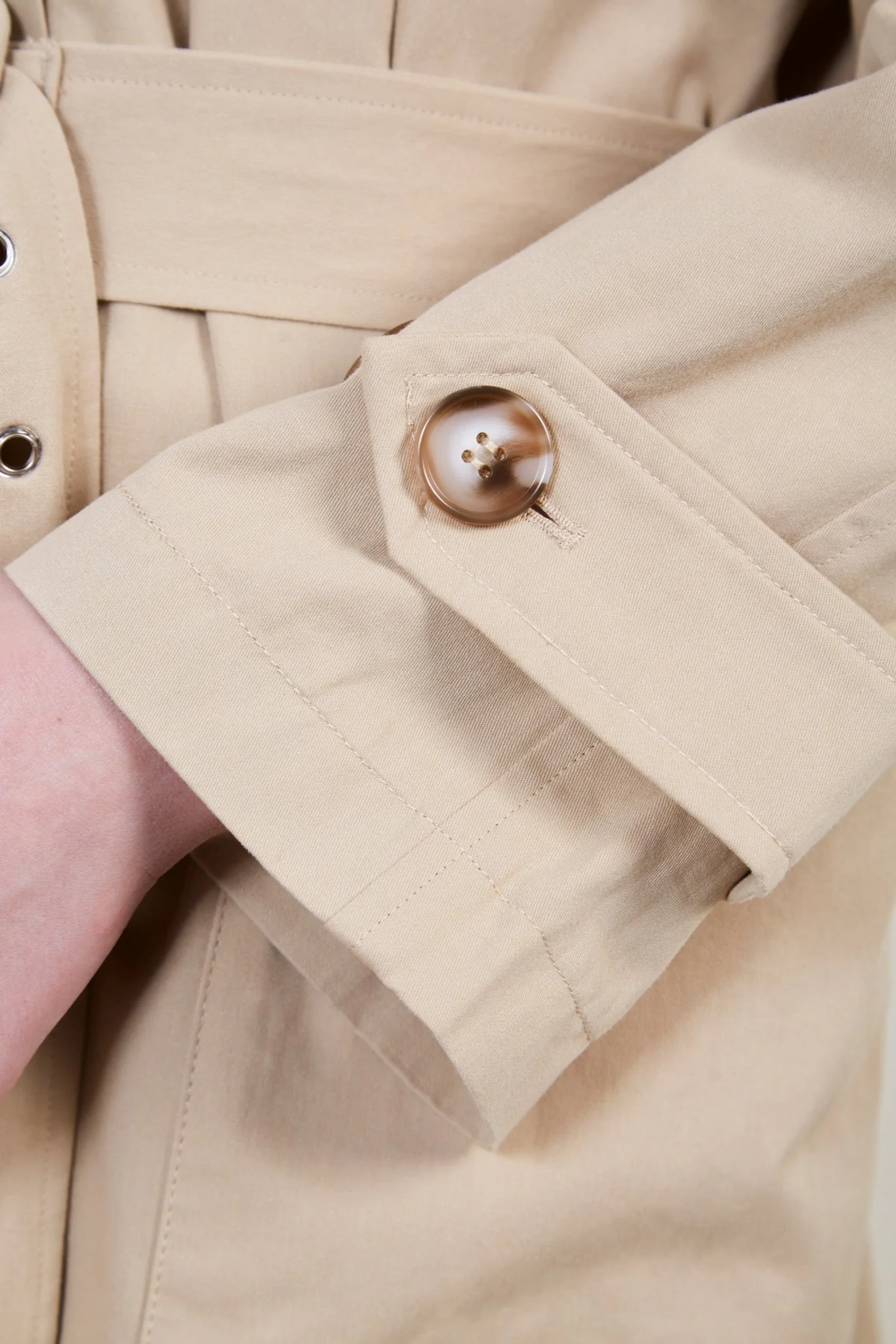 Beige concealed back button trench coat - Image 9