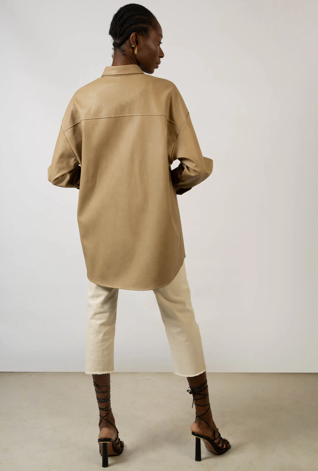 Beige vegan leather belted shirt jacket - Image 4