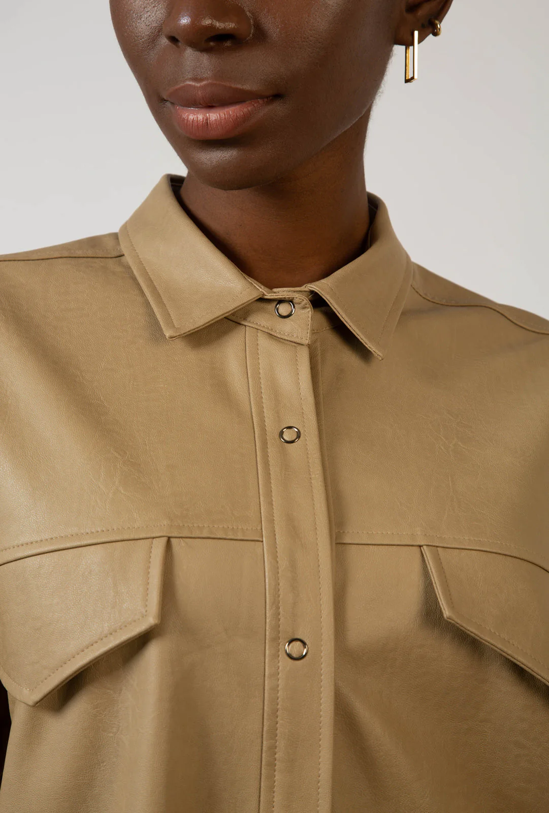 Beige vegan leather belted shirt jacket - Image 5