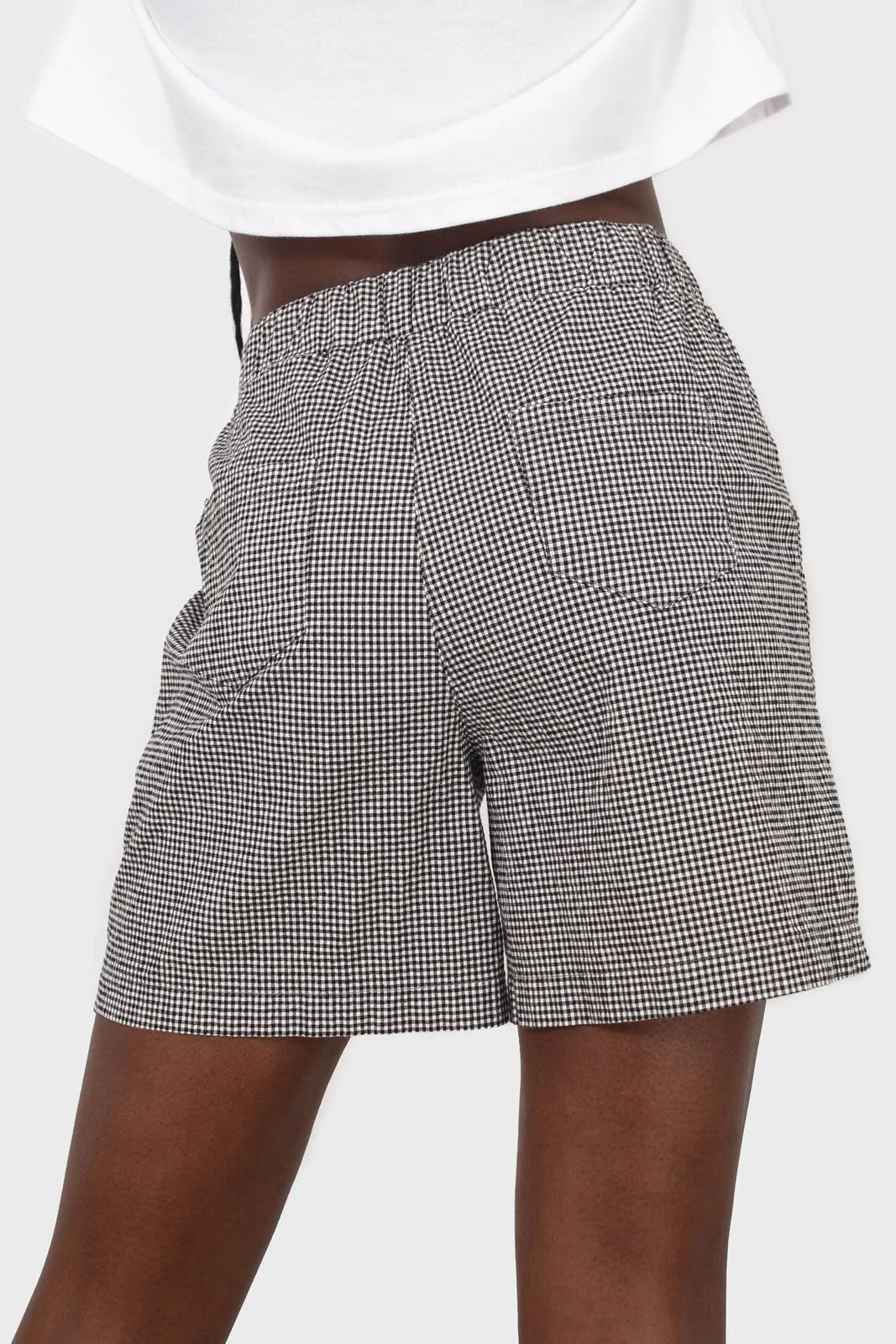 Black and white gingham drawstring shorts - Image 3
