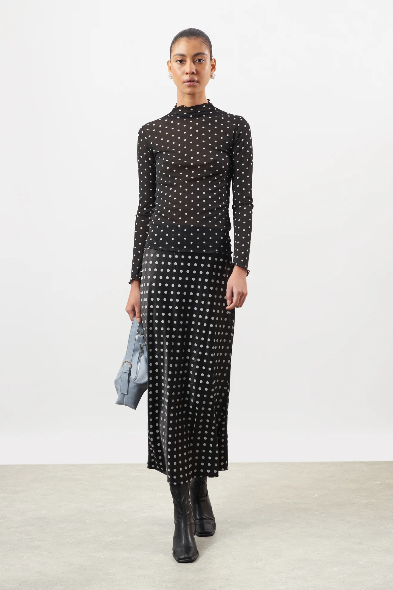 Black and white large polka dot mock neck top - Image 4