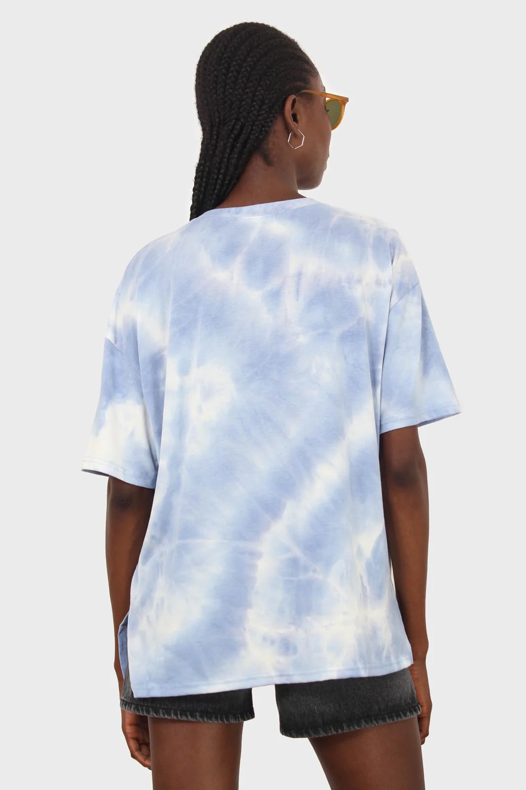 Blue and white tie dye t-shirt - Image 3