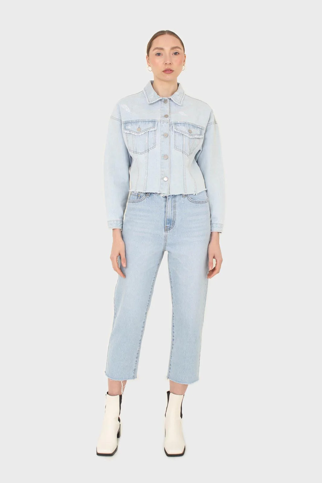 Blue cut hem crop denim jacket - Image 3