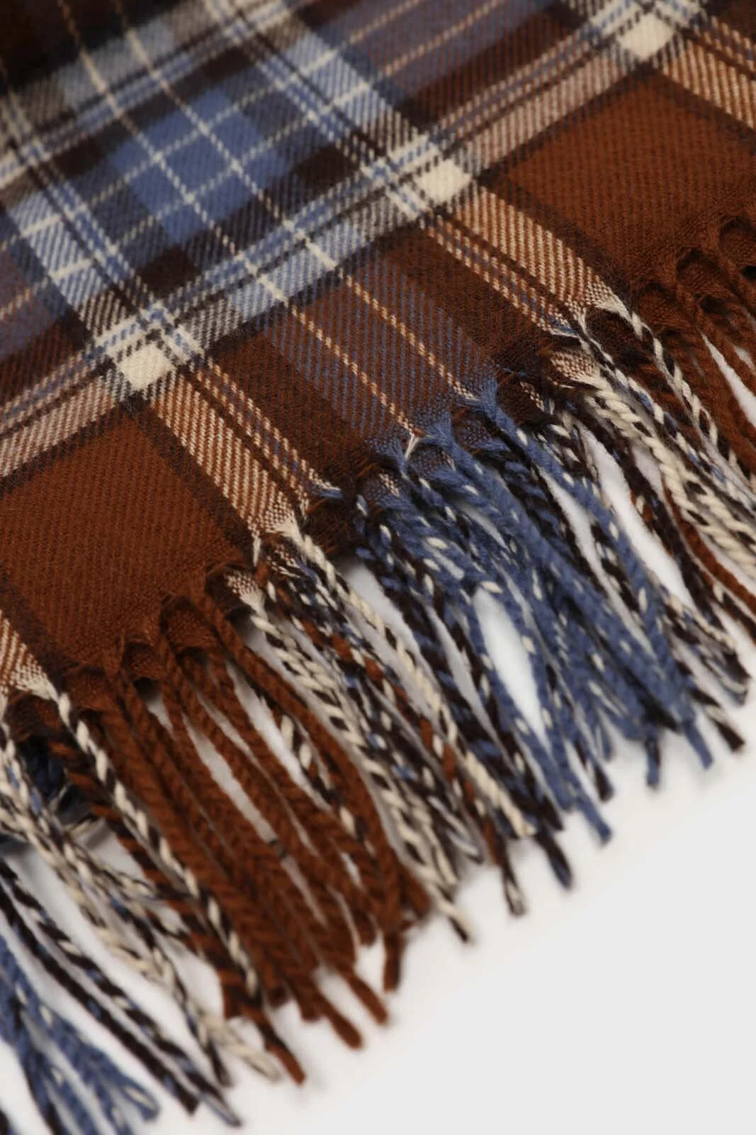 Brown and blue classic plaid scarf - Image 8
