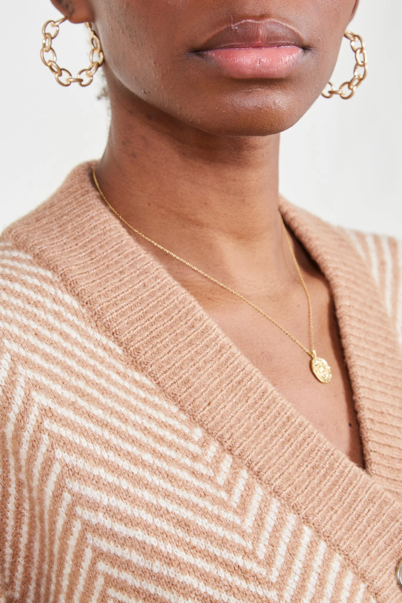 Brown and ivory herringbone cardigan - Image 3