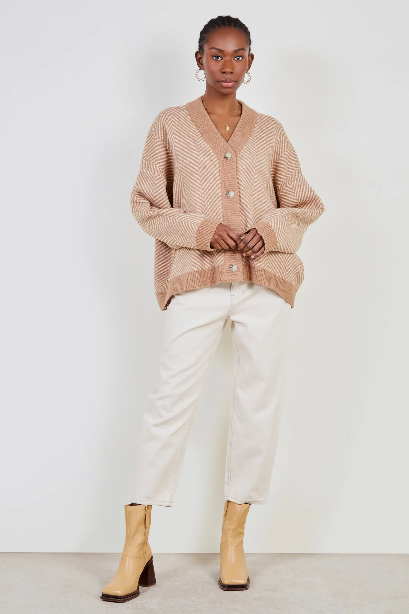 Brown and ivory herringbone cardigan - Image 4