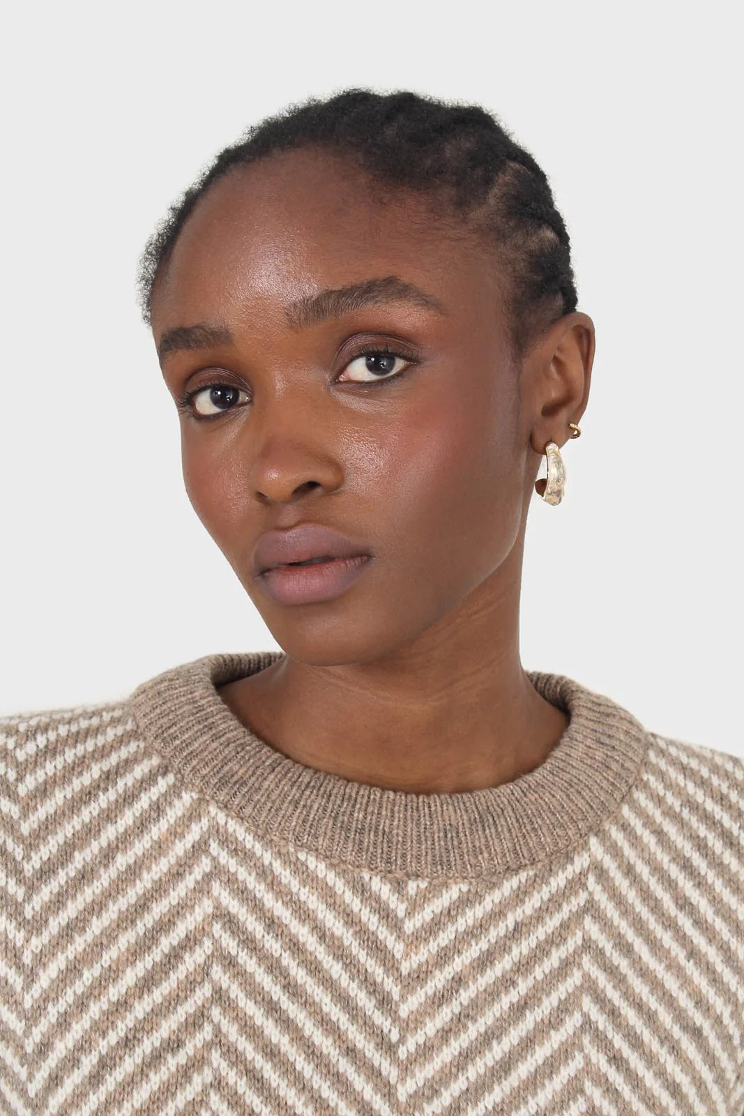 Brown and ivory herringbone jumper - Image 7