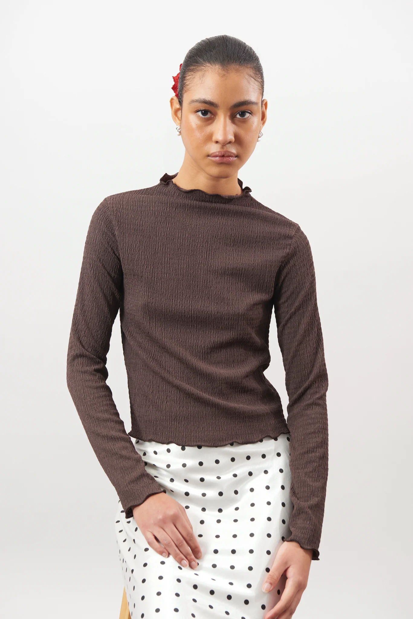 Brown textured mock neck top - Image 5