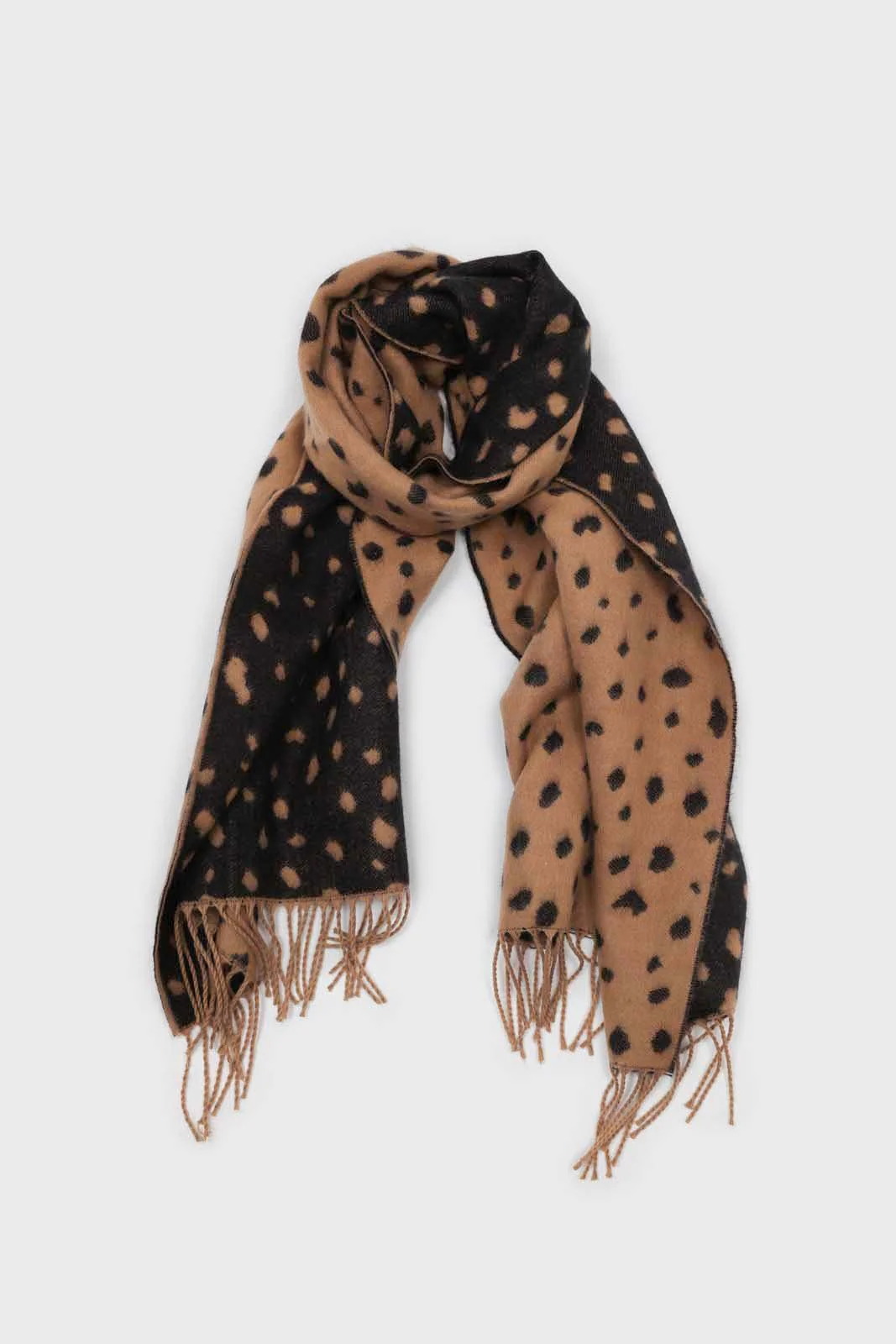 Camel and black leopard intarsia scarf - Image 3
