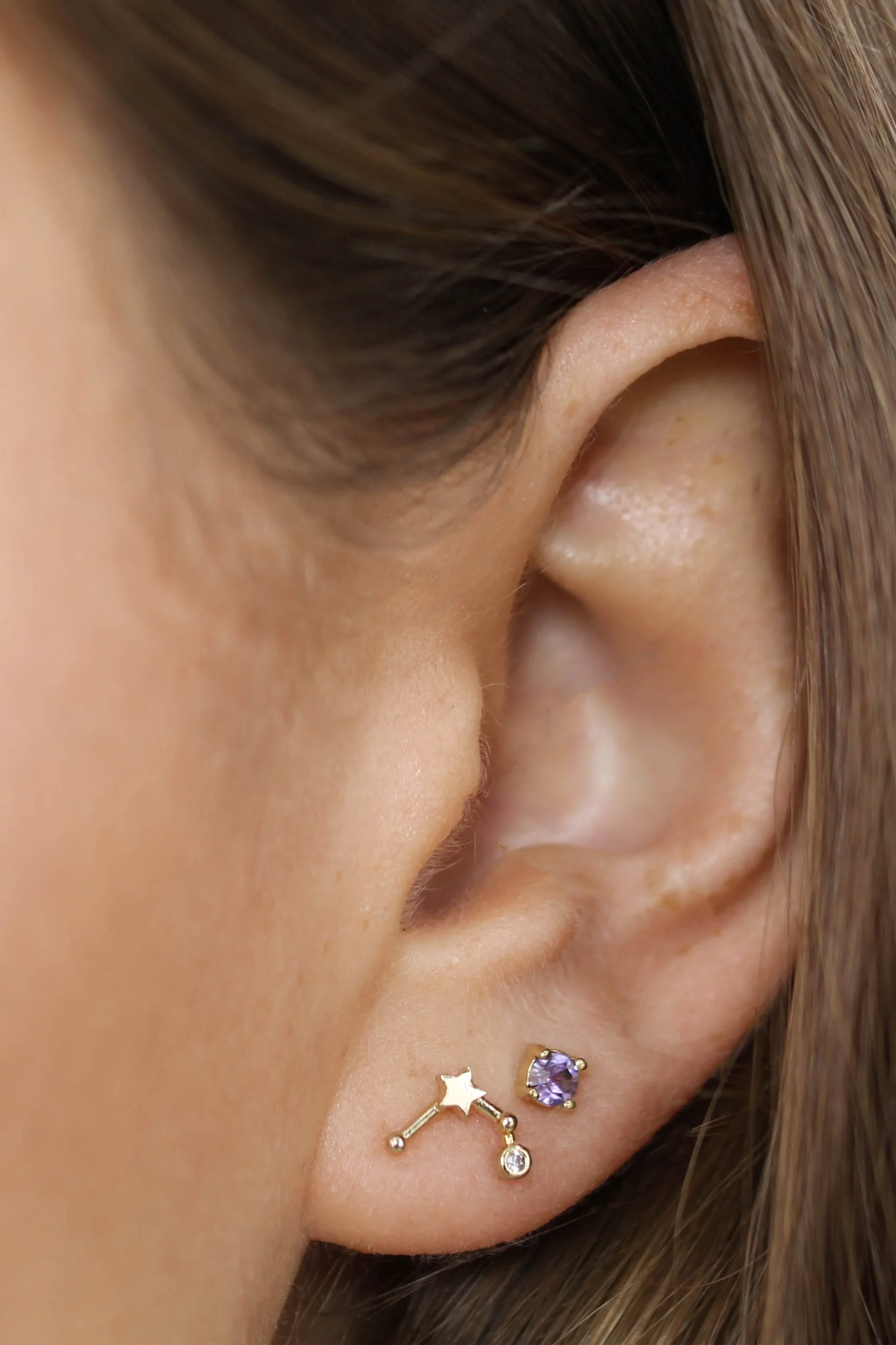 Gold birthstone zodiac earrings / Feb - Amethyst purple - Image 3