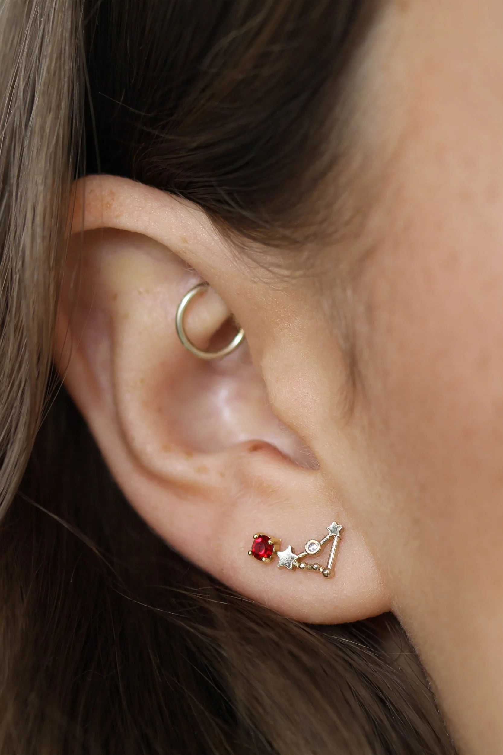 Gold birthstone zodiac earrings / Jan - Garnet wine red - Image 3