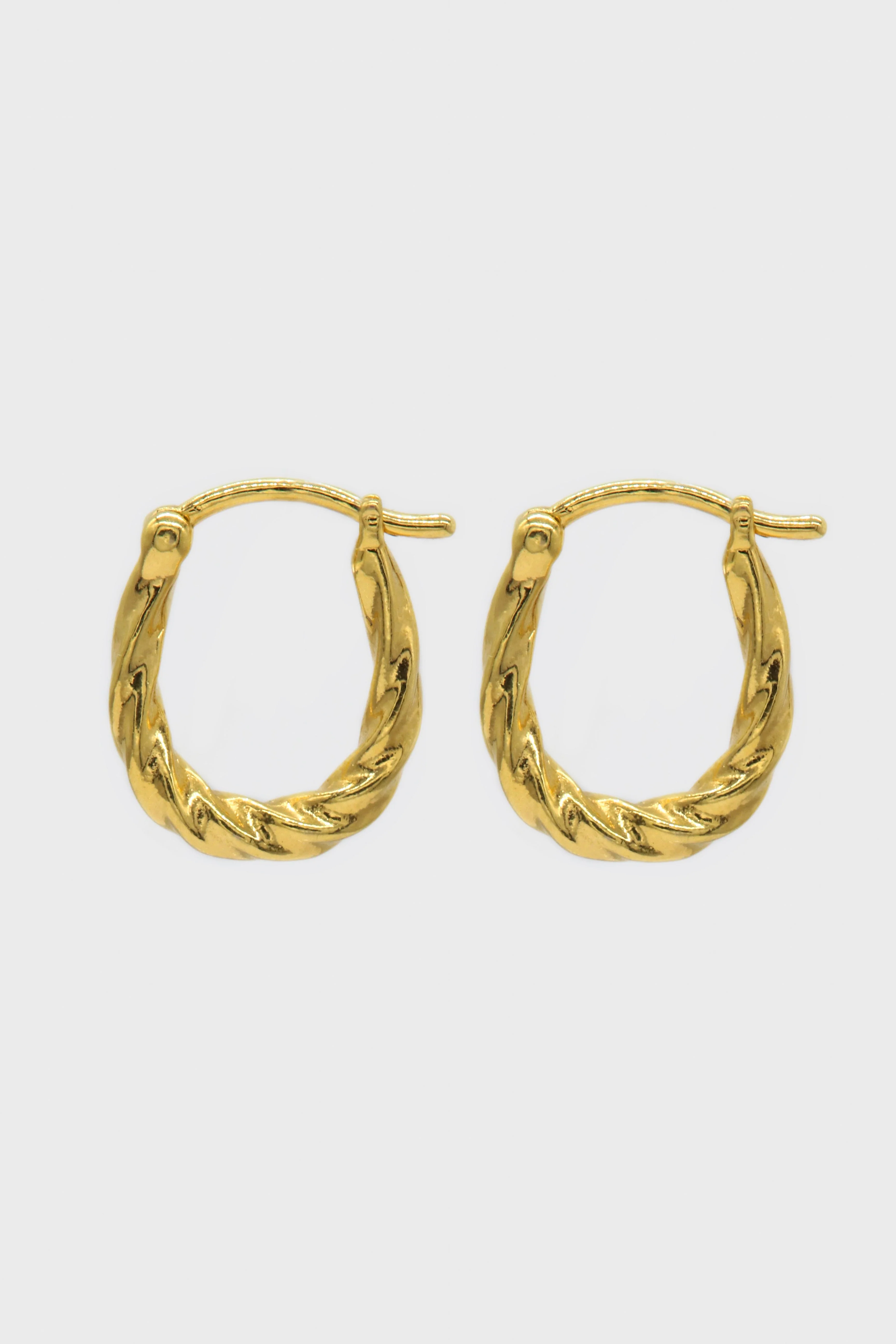 Gold twisted oval huggie earring - 9mm - Image 4