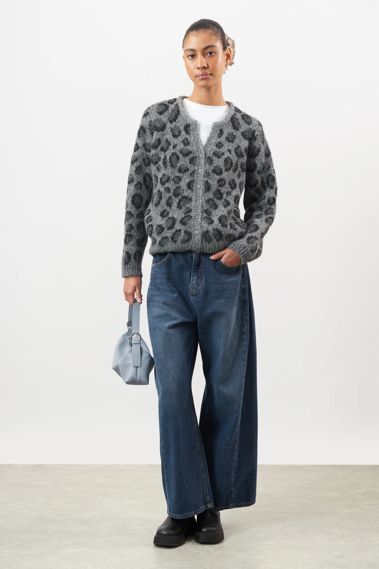 Grey leopard fuzzy wool blend cardigan - Image 4