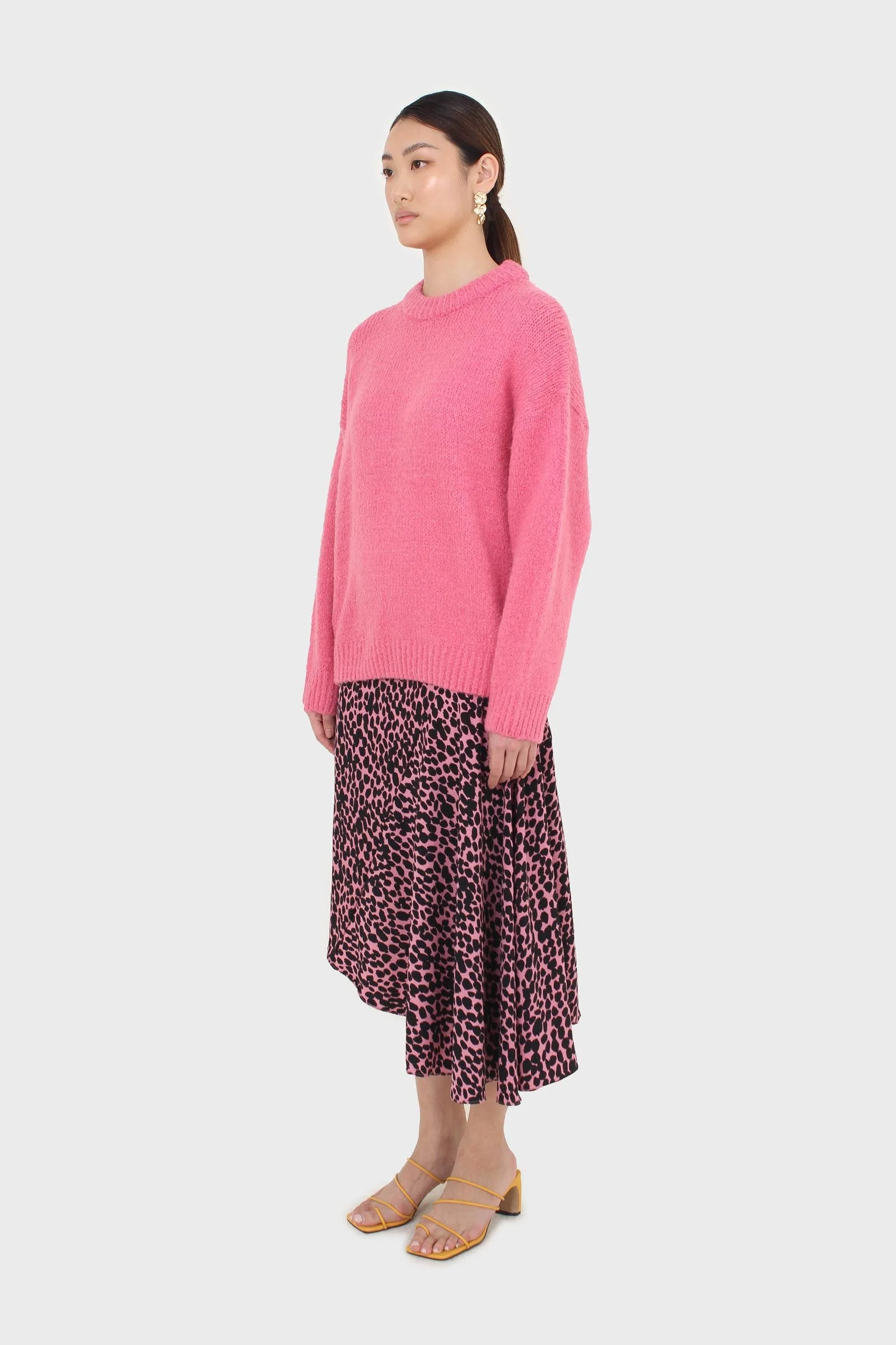 Hot pink oversized crew neck jumper - Image 8