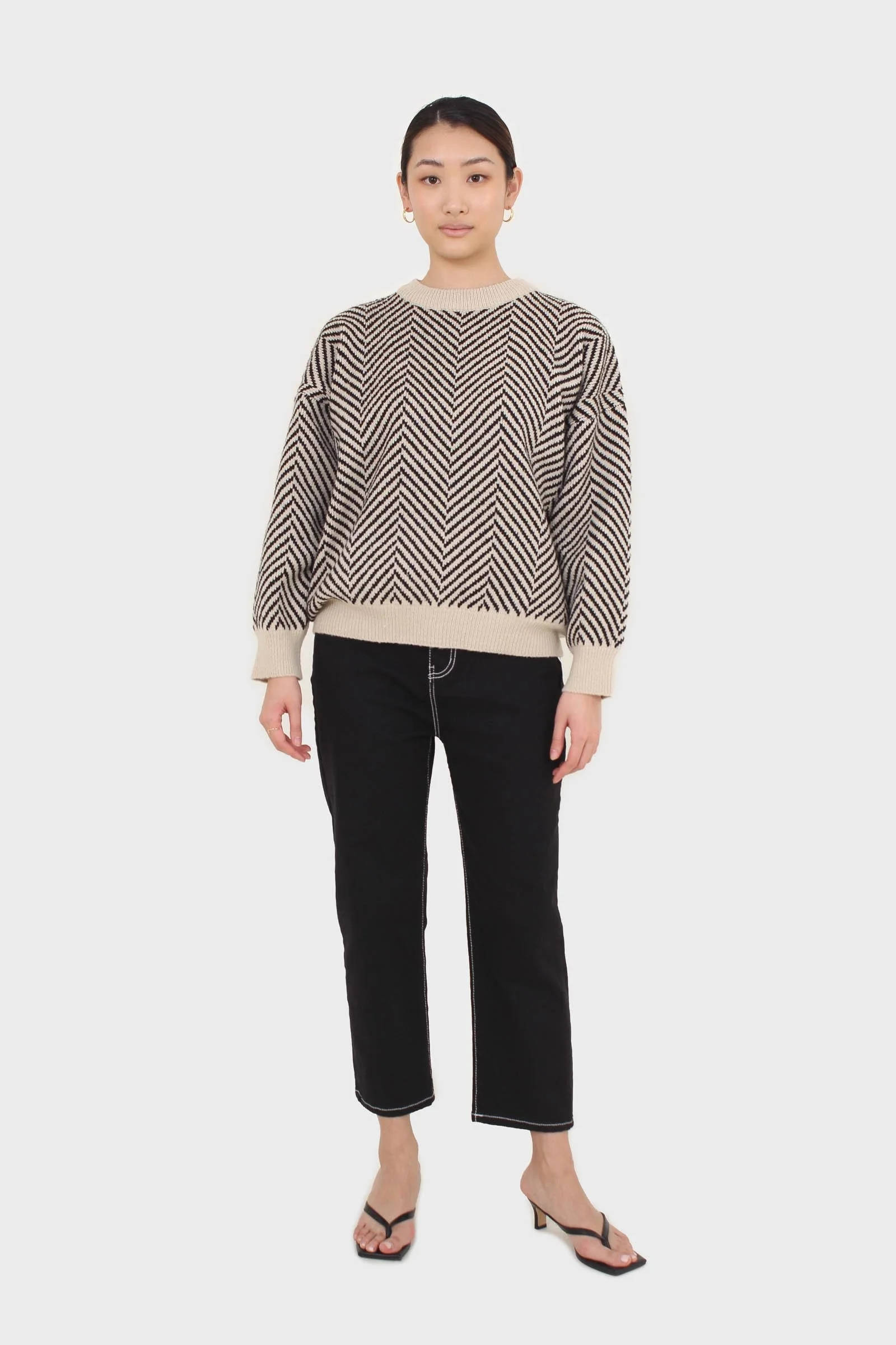 Ivory and black herringbone jumper - Image 4