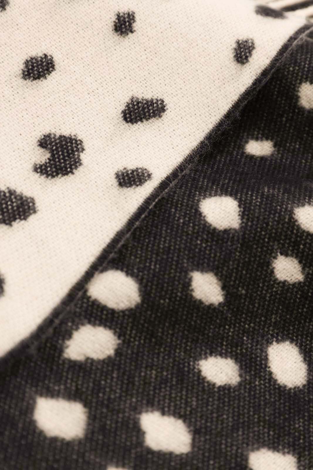 Ivory and black leopard intarsia scarf - Image 5