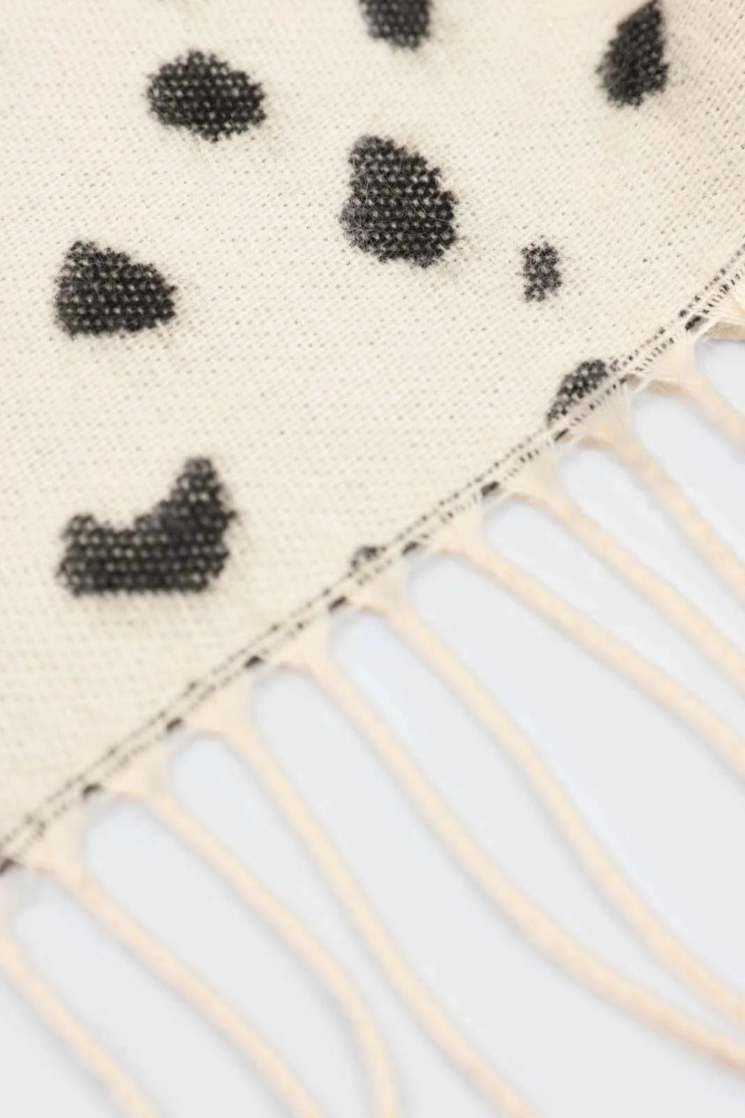 Ivory and black leopard intarsia scarf - Image 6