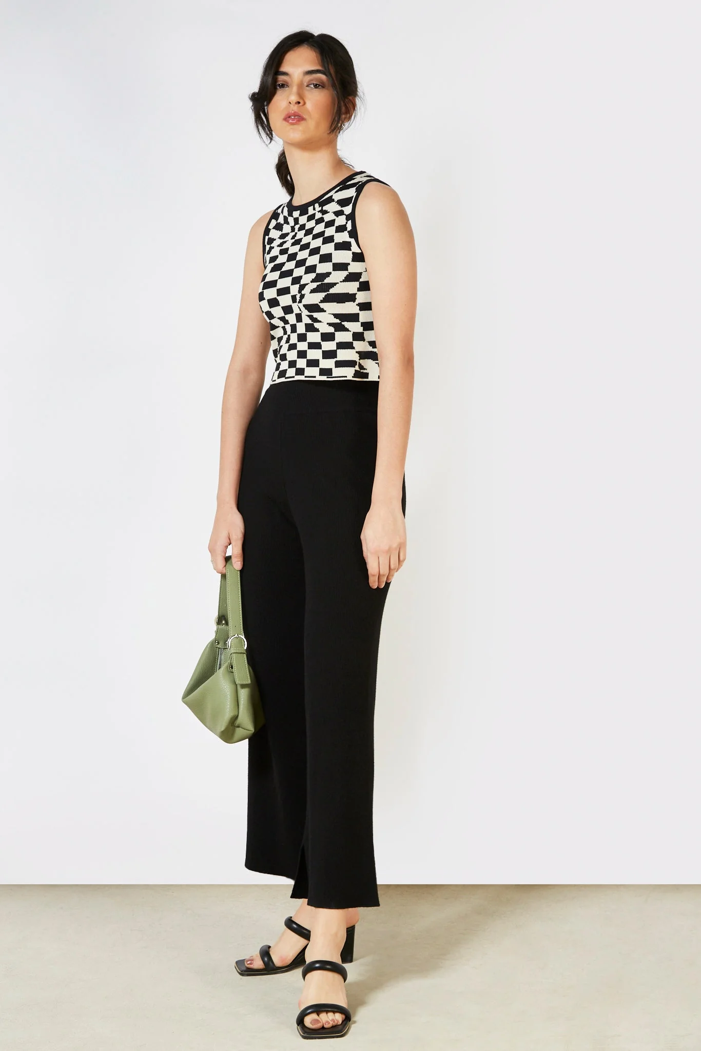Black and white psychedelic knit tank - Image 3