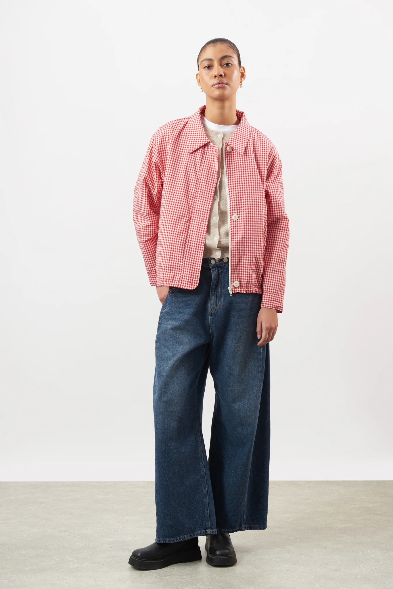 Red and white gingham collared jacket - Image 5