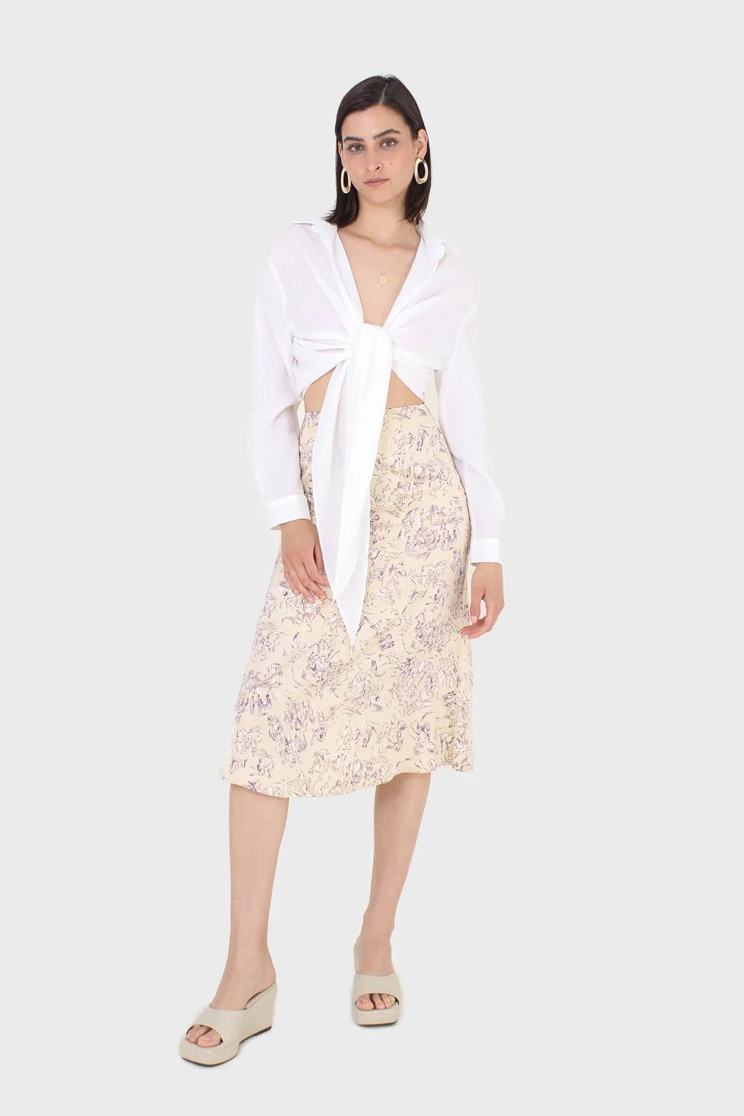 White linen plunging tie front shirt - Image 4