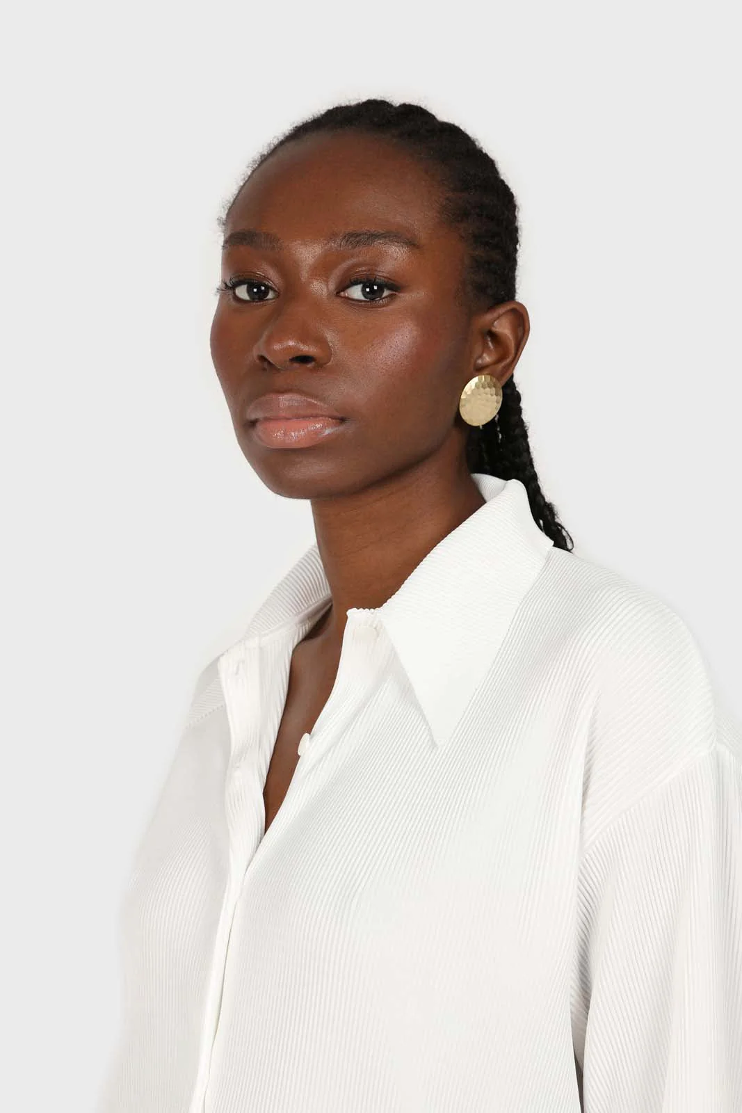 White micro pleated long sleeved shirt - Image 13