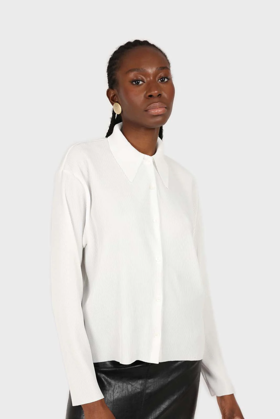 White micro pleated long sleeved shirt - Image 14